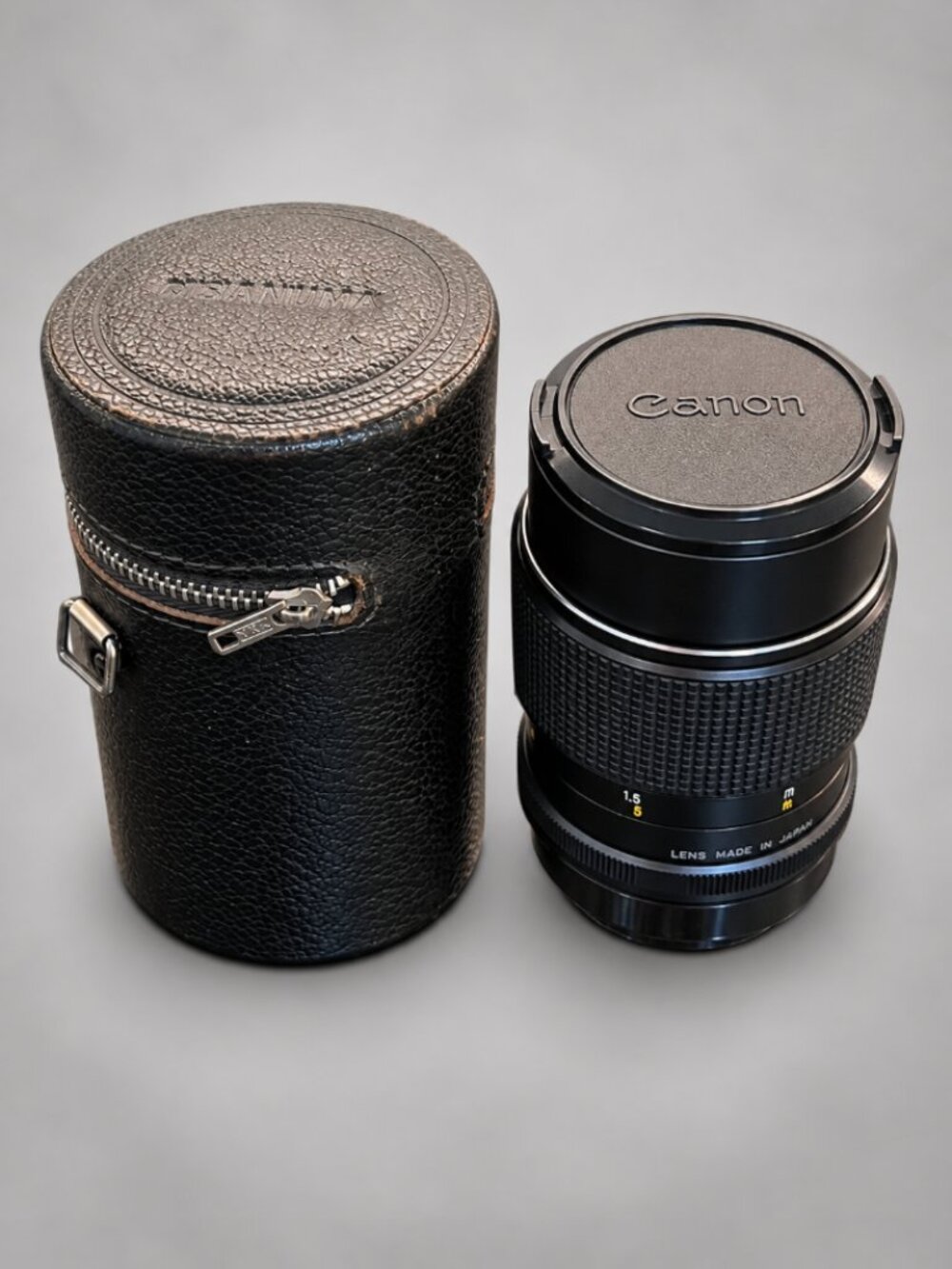 Vintage Asanuma Auto-Tele 135mm f/2.8 Camera Lens Japan w/ Case & Canon Caps